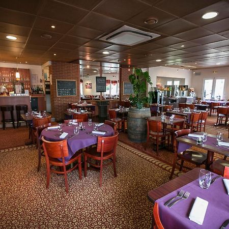 Brit Hotel Rennes Le Castel Екстериор снимка