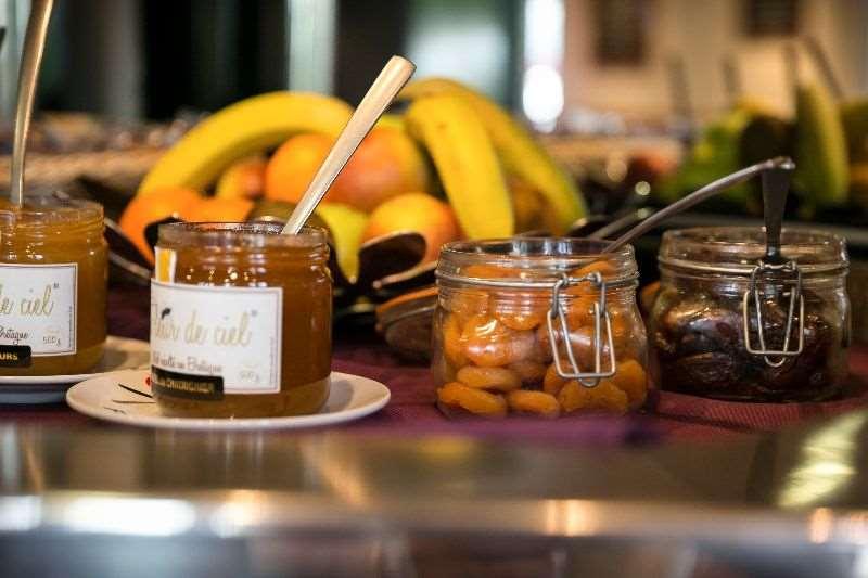 Brit Hotel Rennes Le Castel Ресторант снимка